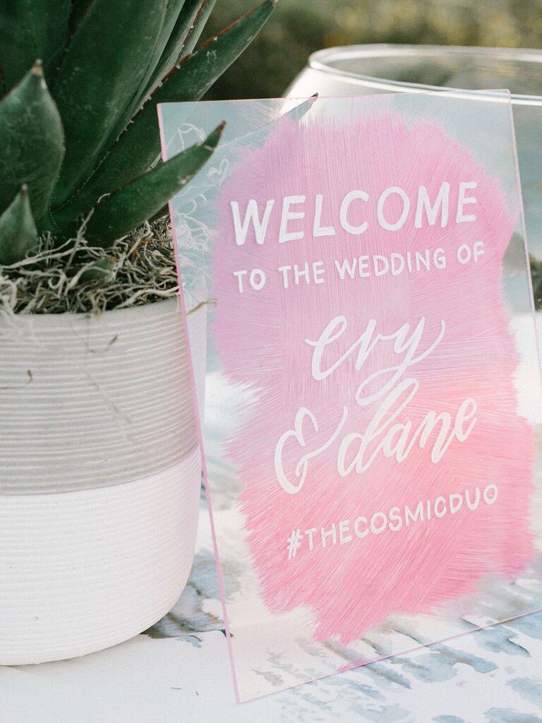 19 Creative Wedding Hashtag Sign Ideas For Your Venue