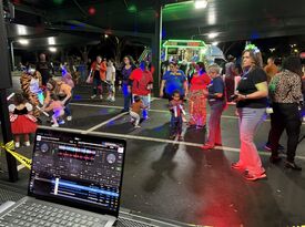 Tiki Tunes Mobile DJ Service/The Villages - DJ - The Villages, FL - Hero Gallery 3