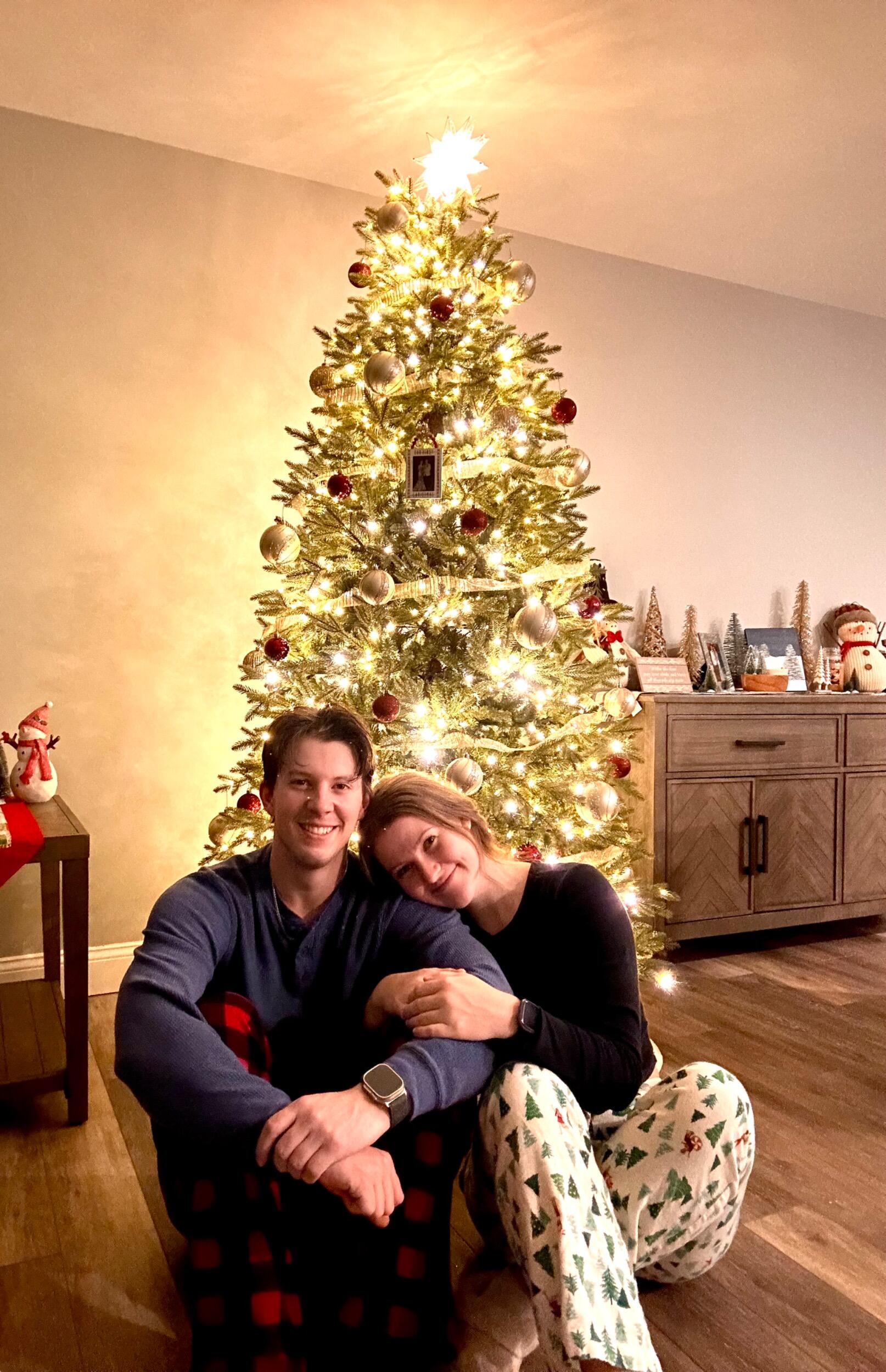 Our first Christmas in our first apartment🤍