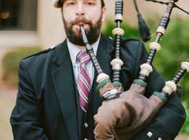 Brendan and Grace Abernethy - Bagpiper - Hopkinsville, KY - Hero Gallery 4
