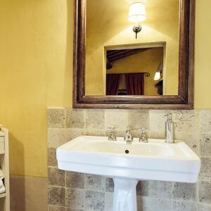 Gallery Photo 9