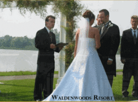 I Do Weddings - Wedding Officiant - Detroit, MI - Hero Gallery 3