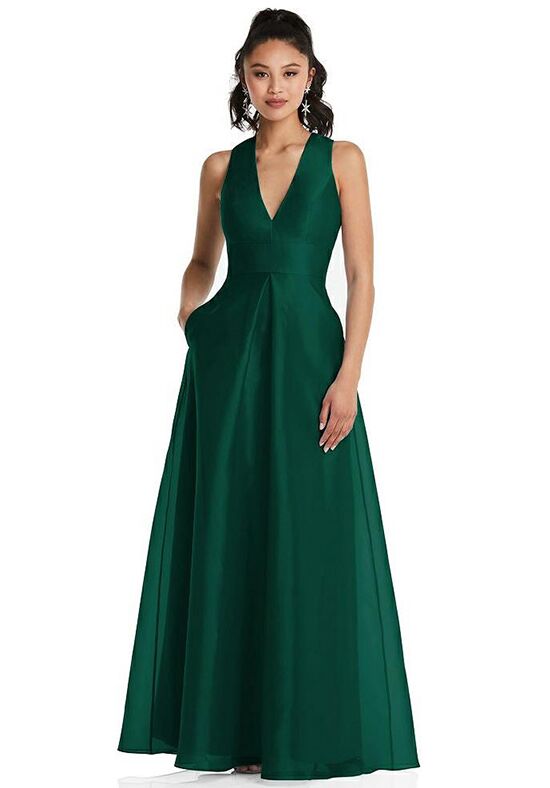 Plunging Neckline Pleated Skirt Maxi Dress with Pockets TH068