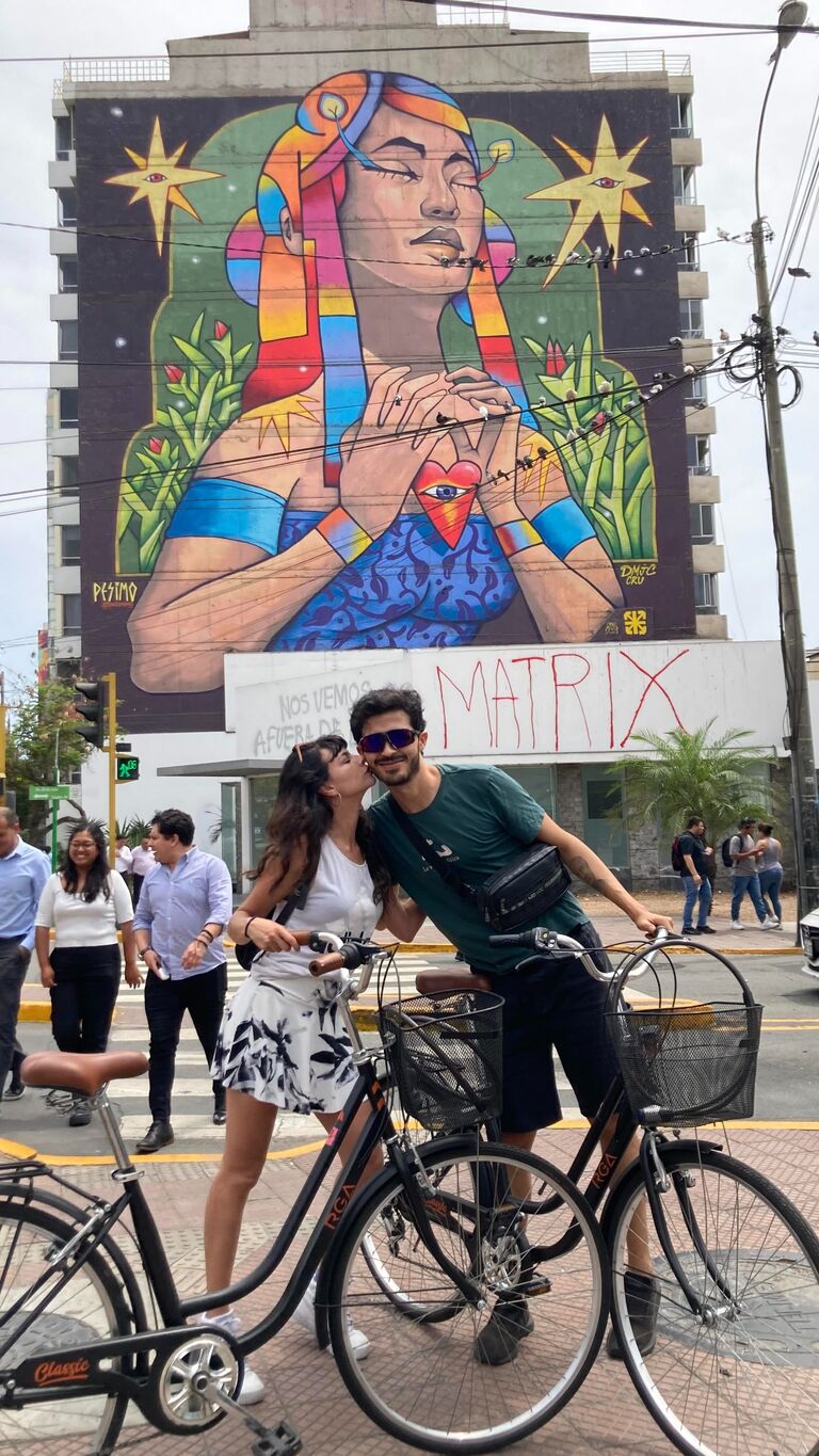 Nos encanta montar en bici, sobre todo si es viajando. 🚲 Miraflores