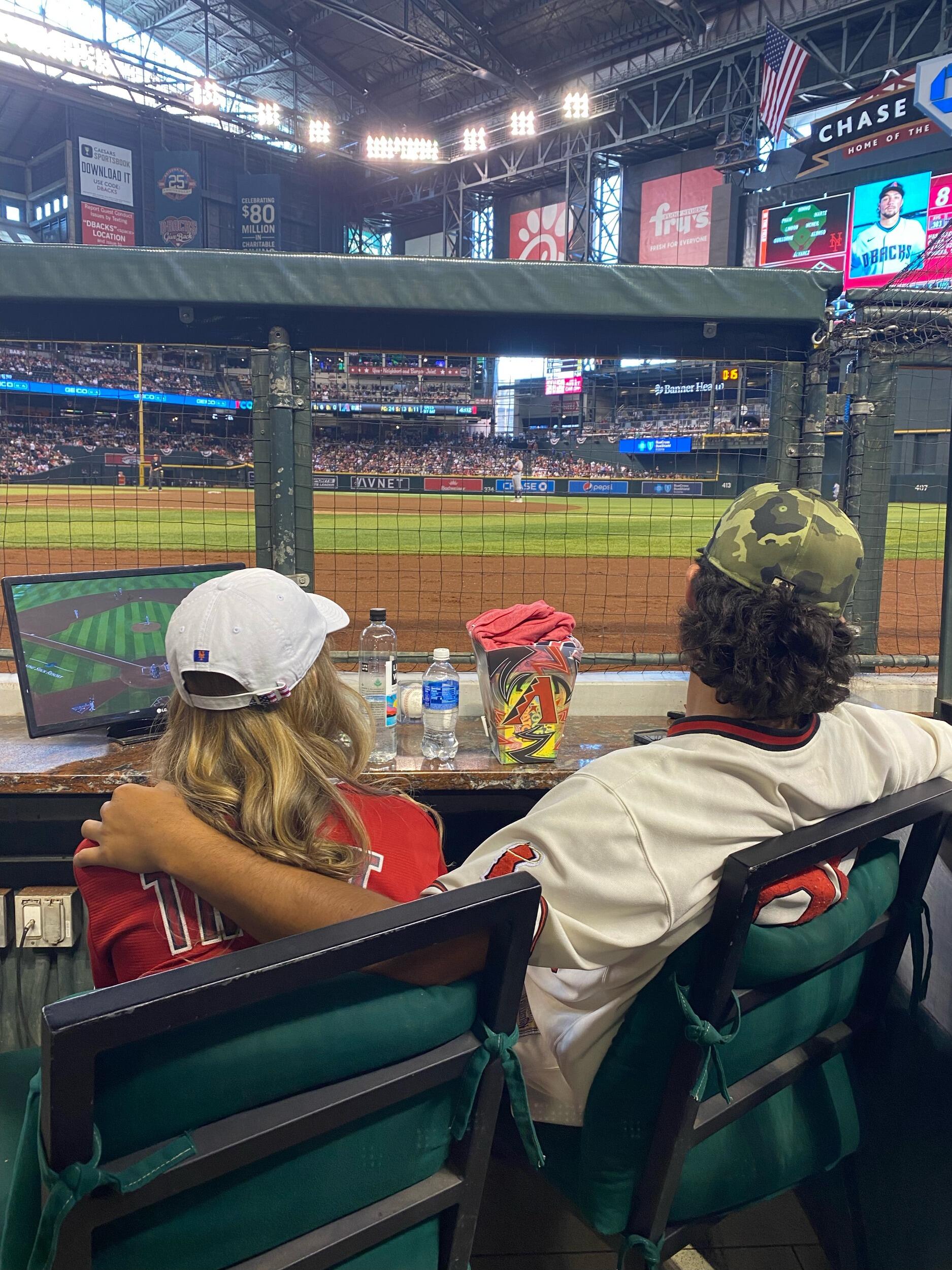 Fourth of July dugout suite in Arizona with Lexi's family!