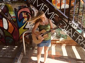 Allison Bishop Music - Singer Guitarist - Cincinnati, OH - Hero Gallery 4