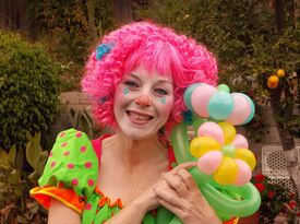 Ariel the Clown - Balloon Twister - Oxnard, CA - Hero Gallery 2