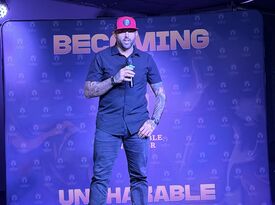 Trapper Searles - Best Selling Author - Motivational Speaker - Scottsdale, AZ - Hero Gallery 3