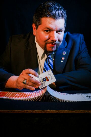 George Gee - Comedy Magician - Toms River, NJ - Hero Main