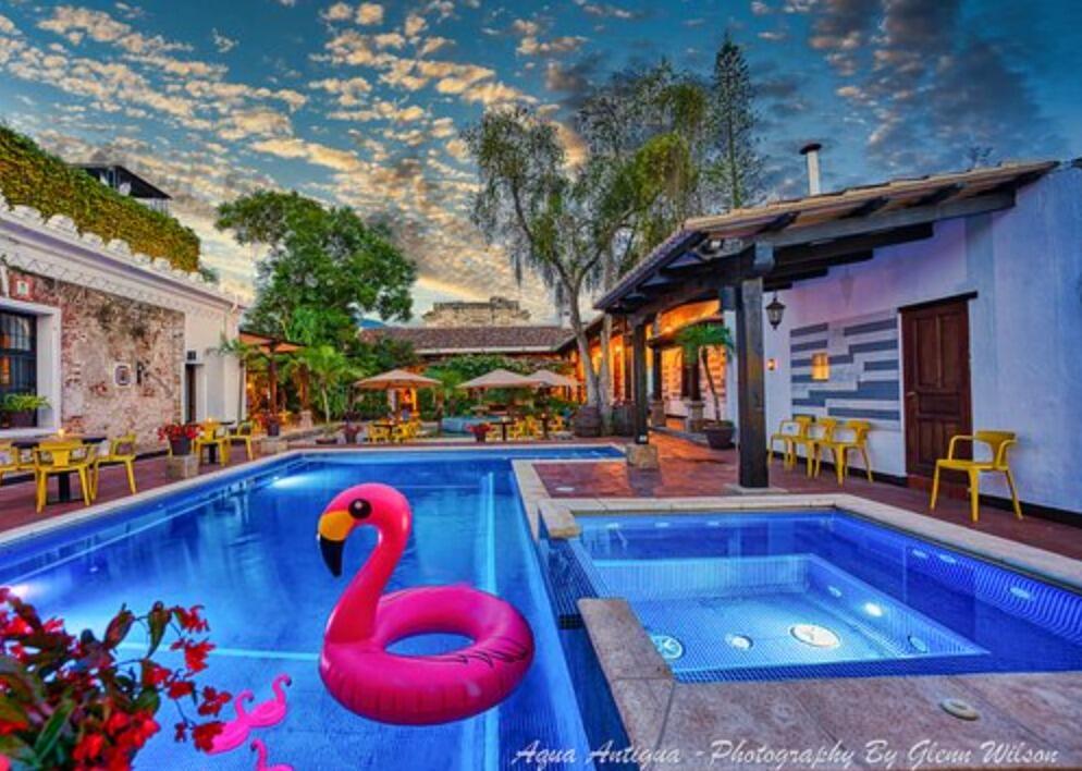 SUNDAY: Brunch and Pool Party at Aqua Anitgua - 11:00 AM.
Attire: swimsuit/casual