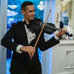 Leonard Hotea Violinist, profile image