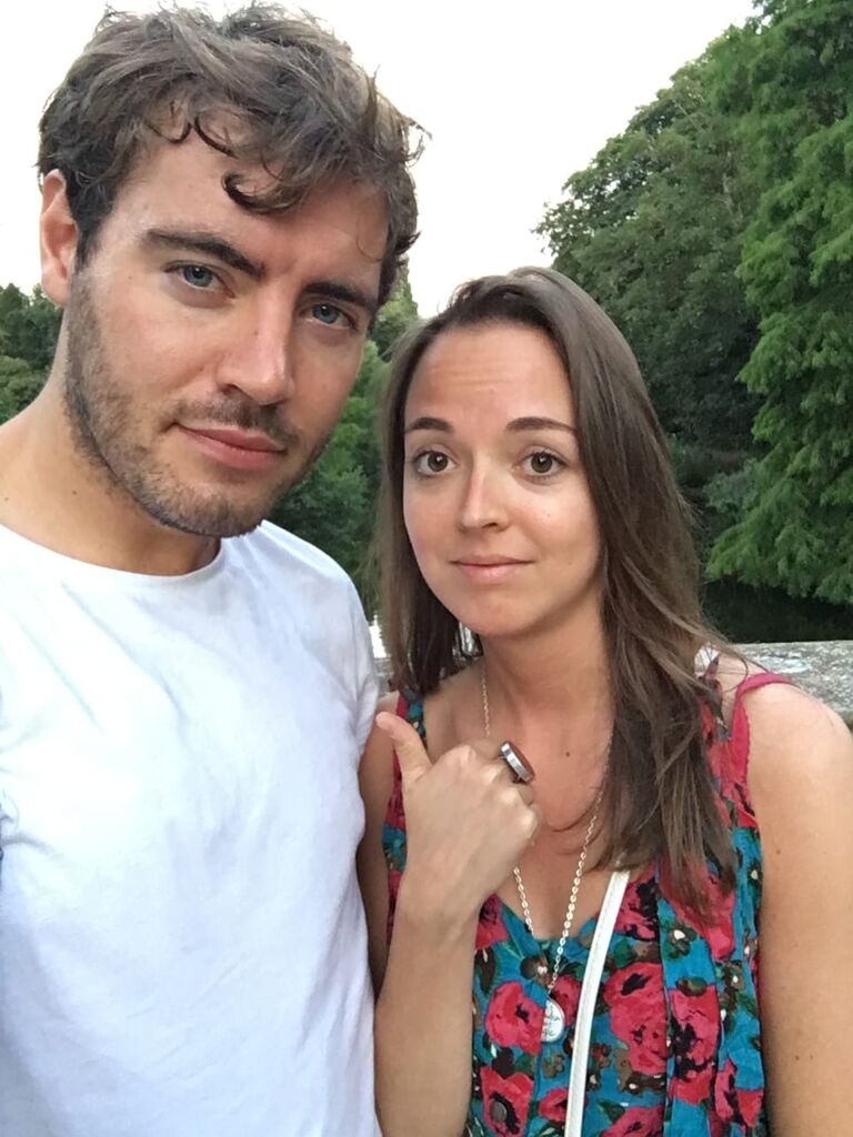 Simon and Angelique had their very first date in Chiswick Park, London, in 2016. Angelique was 25; Simon was 30. For some strange yet poetic reason, even though they barely knew each other, they decided to take a selfie. Something felt special—alas, as we all know, timing is everything. And it just wasn’t their time… yet.