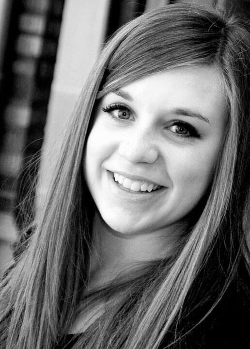 Lindsay's senior portrait