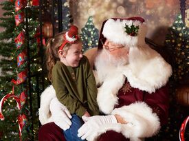 Jolly Ole Elf - Santa Claus - Decatur, IN - Hero Gallery 3