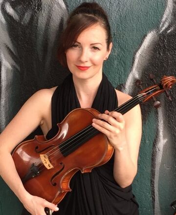 Krisztina Kiss - Violinist - Astoria, NY - Hero Main