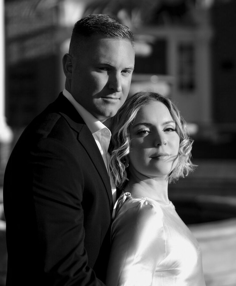 Dare turns 26 and we spend the evening with our sweet wedding photographer, Madison Snowden and her husband Isaac taking engagement photos! The pair invited us to their AirBnb where they cooked us dinner and even had special cupcakes for Darienne! Could not recommend them more for any wedding or event. 
