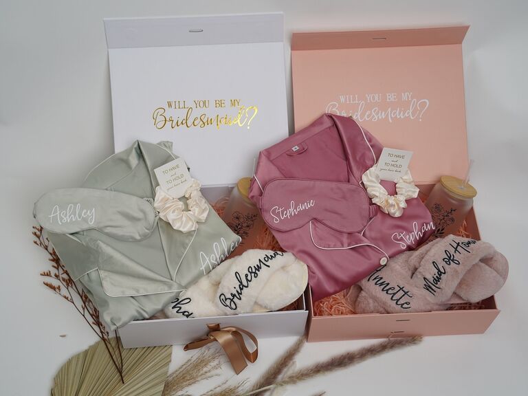 Stylish and Thoughtful Bridesmaid Gift Packages