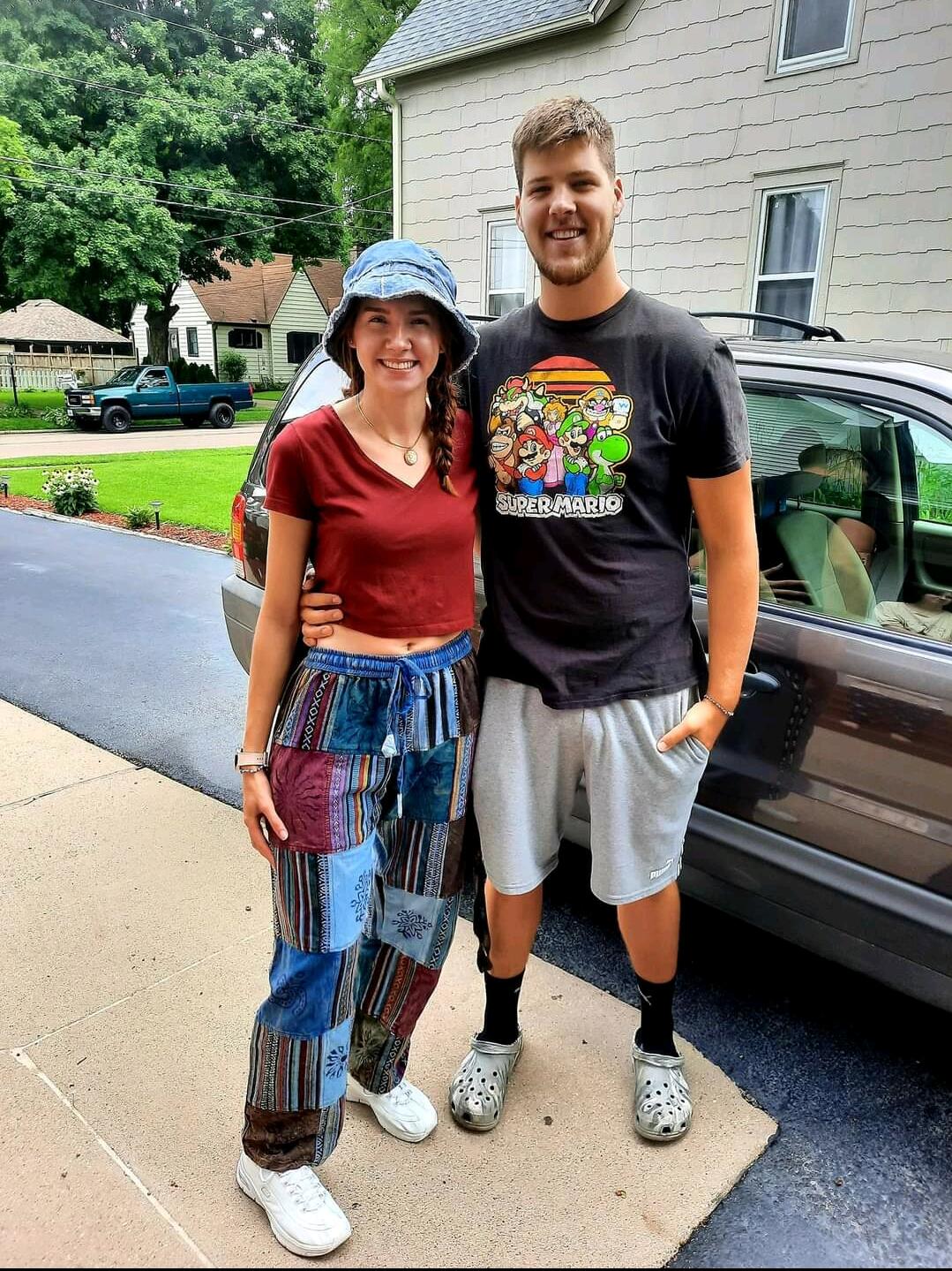 Saying goodbye, Hannah leaving back to College for last semester. 