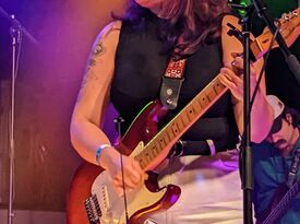 Mandy Moon - Acoustic Guitarist - Nashville, TN - Hero Gallery 2