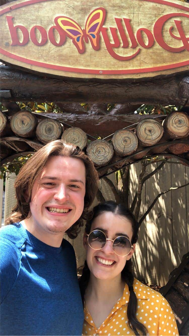 We couldn't visit Tennesse without a quick trip to Dollywood! Justin got Grace on her first (and probably last) rollercoaster... 