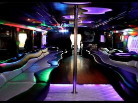 King Limousine & Party Bus - Party Bus - Memphis, TN - Hero Gallery 3