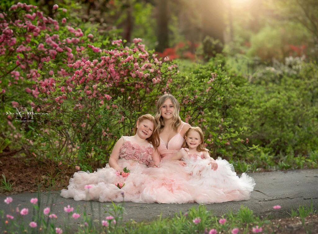 Bella and her little sisters.
