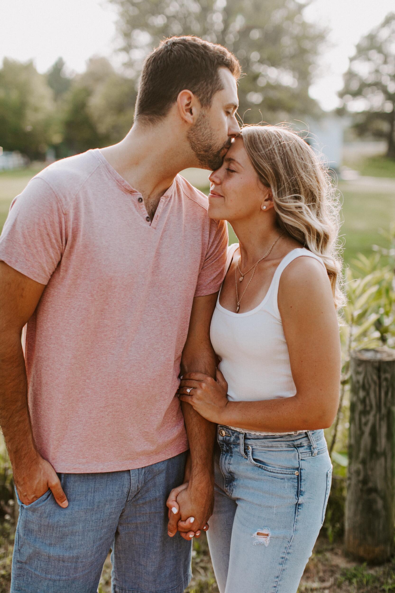 Our friend and talented wedding photographer, Lindsay, took engagement pictures in Michigan! 