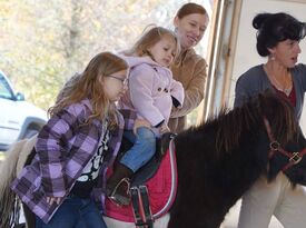 Branchwood Stables - Pony Rides - Telford, PA - Hero Gallery 1