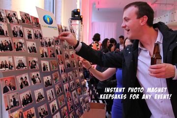 Flash Magnets / Photo Booth alternative - Photographer - Los Angeles, CA - Hero Main