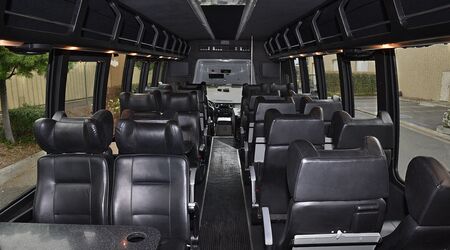 Midwest Coach Limousine, Inc. | Transportation - The Knot