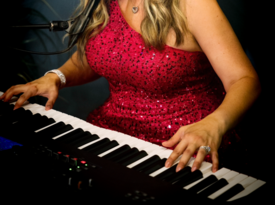 Piano Mandy - Pianist - Georgetown, TX - Hero Gallery 3