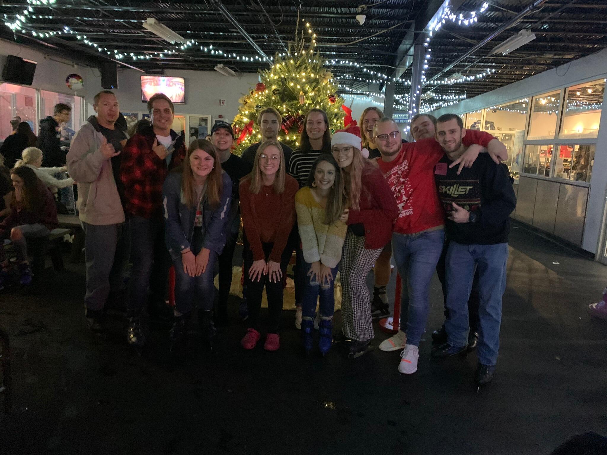 So there's no doubt Scott came to this skating event for Hannah. Here, he gifted her a sweet llama keychain from Guatemala and tried to "casually" teach her how to iceskate without using a grannie walker.  Smooth one, Scott!