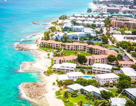 Stingray city in Grand Cayman, Cayman Islands