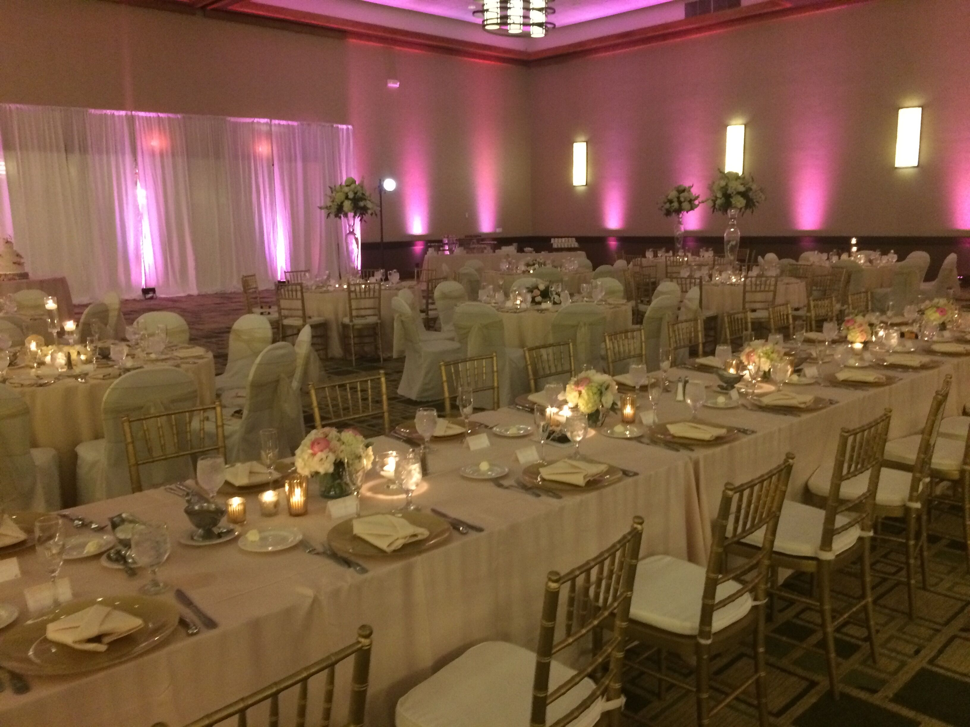 Doubletree By Hilton Omaha Downtown Top Omaha Ne Wedding Venue