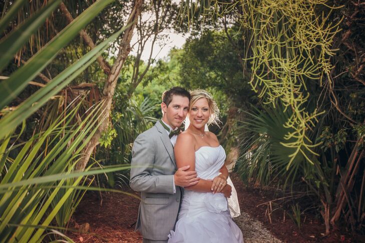 A Beach Destination Wedding At Wild Dunes Resort In Isle Of Palms