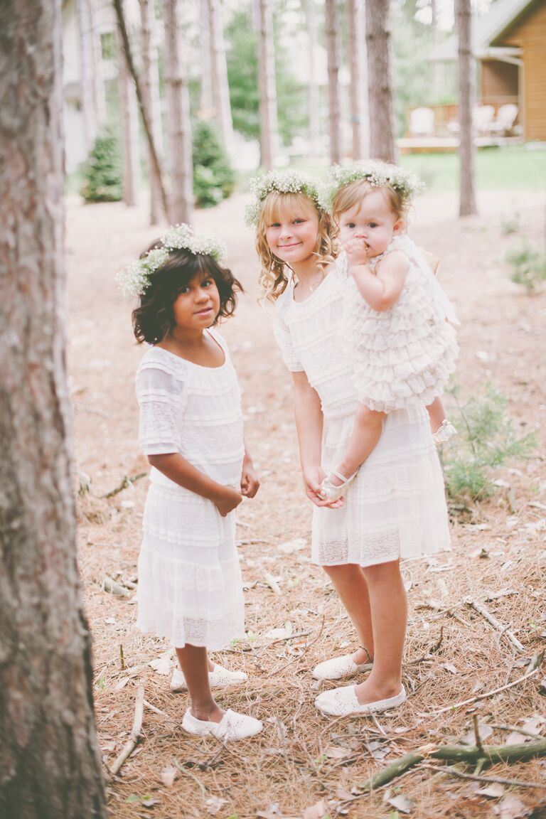 flower girl in wedding ceremony