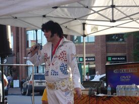 Elvis Tribute Artist - Paul Truman - Elvis Impersonator - Welland, ON - Hero Gallery 2