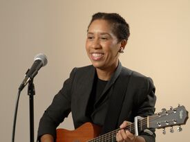 Hilary Lankford | Hybrid DJ & Live Music - DJ - Little Elm, TX - Hero Gallery 1