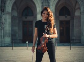 Bernadett Nyari - Violinist - Fort Lauderdale, FL - Hero Gallery 2