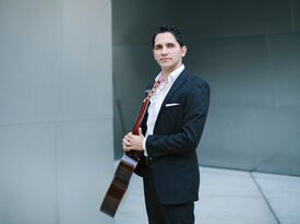 Tavi Jinariu, Los Angeles Classical Guitarist - Classical Guitarist - Los Angeles, CA - Hero Gallery 2