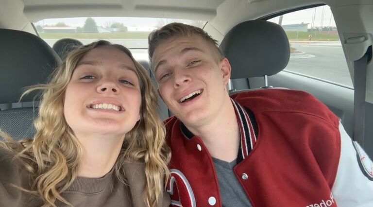 Both of us were working every day so we made it a point to go on as many lunch dates as possible so we could still get the chance to see eachother!