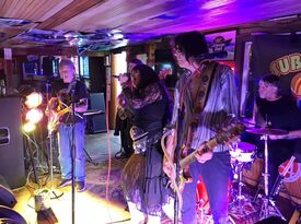 Sub Vinyl Jukebox - Classic Rock Band - Puyallup, WA - Hero Gallery 2