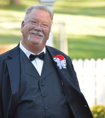 Reverend James Condit - Wedding Officiant - Cedar Rapids, IA - Hero Main