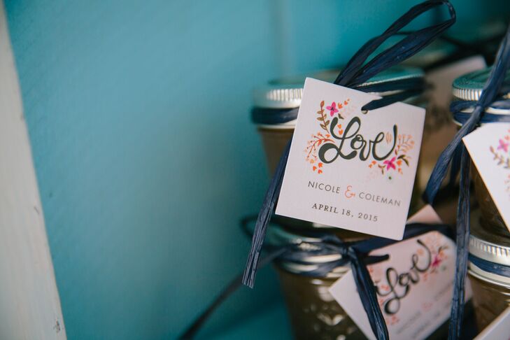 Diy Jam Wedding Favors With Custom Tags