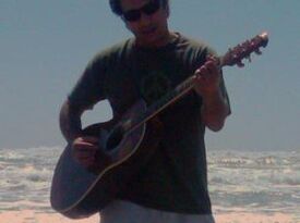 Bobby Tunes - Singer Guitarist - San Diego, CA - Hero Gallery 3
