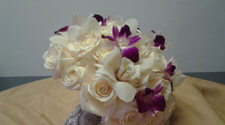 How to Make a Cascading Bridal Bouquet With Orchids – Ling's Moment
