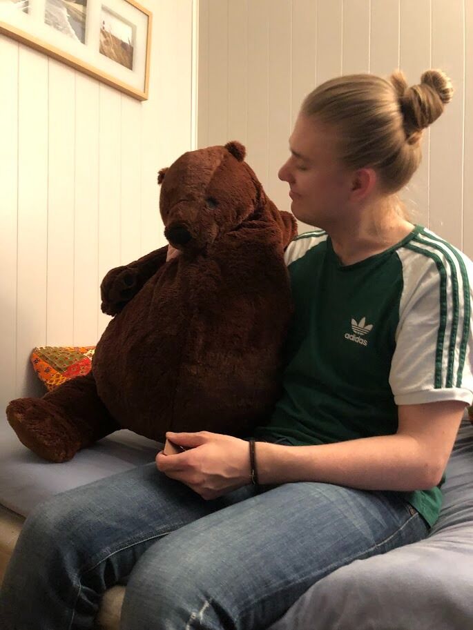Jørgen and Djungelskog waiting for me to get settled in!