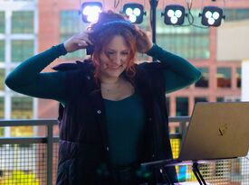 DJ Ria Barkr - DJ - Johnson City, TN - Hero Gallery 4