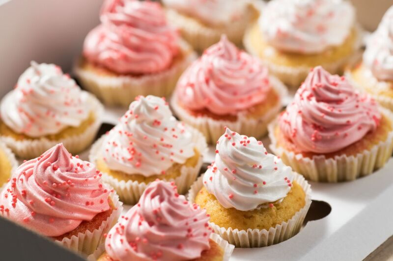 Pink cupcakes - pink party ideas