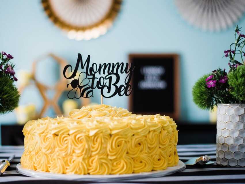 Yellow cake